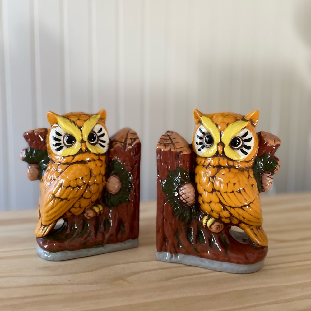 Vintage Ceramic Owl Bookends - Brown and Yellow